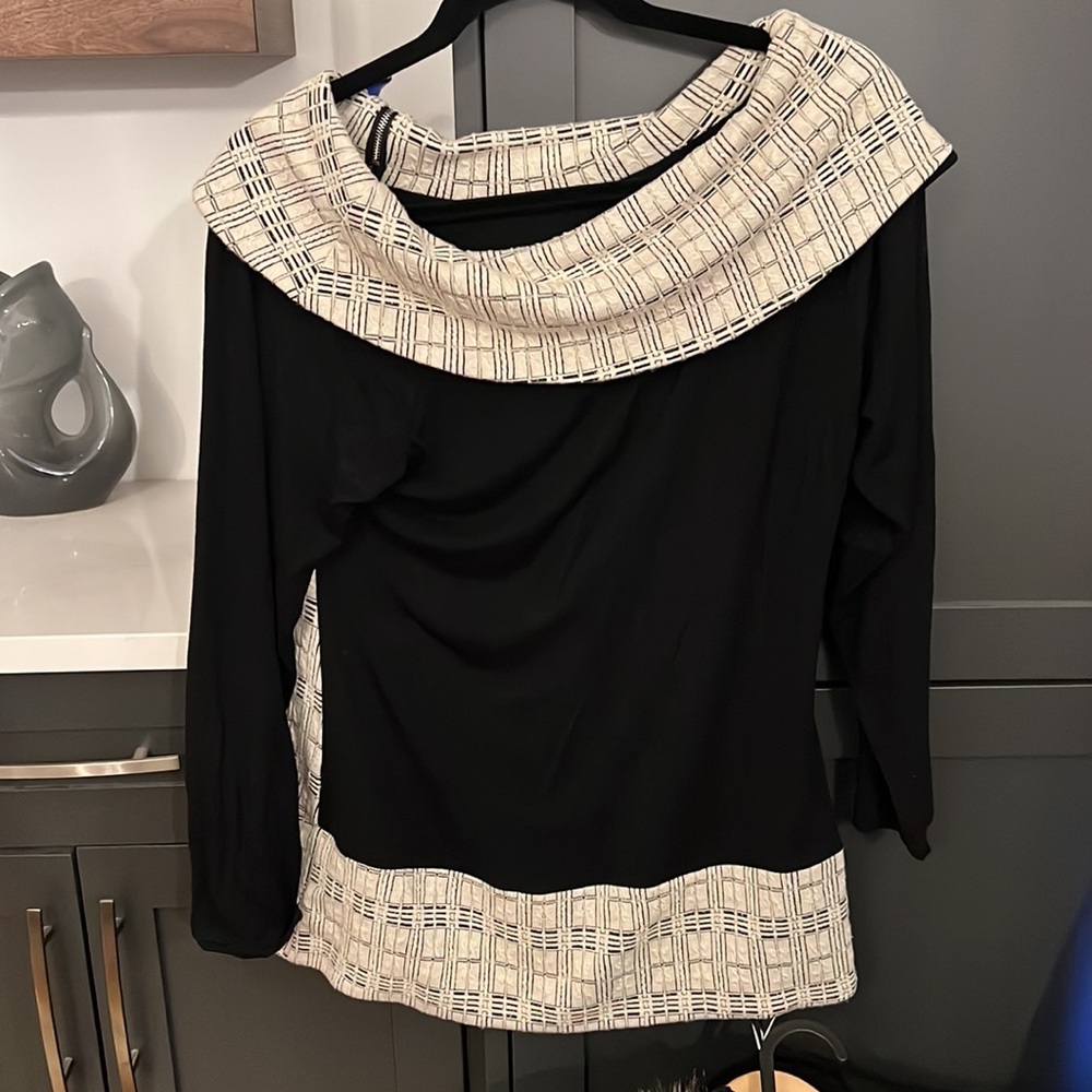 Creation sweater - Picture 2 of 2